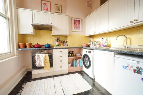 1 bedroom flat for sale, Anglesea Terrace, St. Leonards-On-Sea