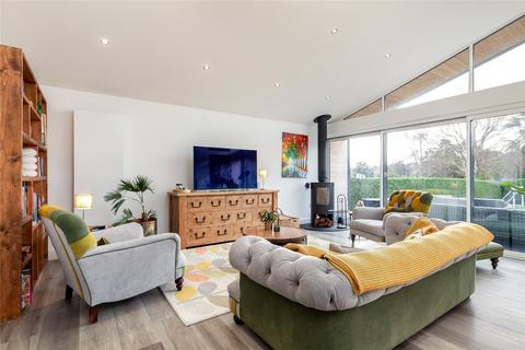 51 Columba Road, Edinburgh, EH4 3RJ