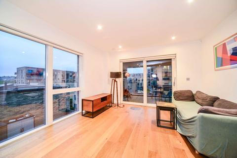 45 Lismore Boulevard, Colindale, London
