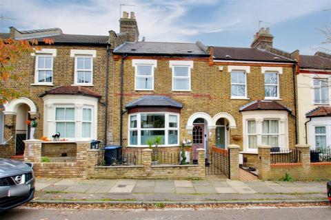 3 bedroom terraced house for sale, Gloucester Road, Enfield