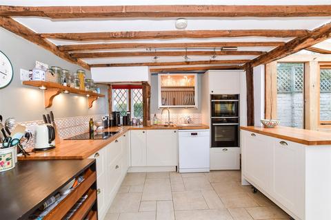 3 bedroom detached house for sale, Kenward Road, Yalding, Maidstone, Kent