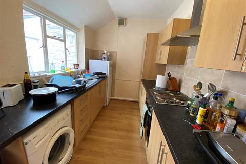 8 bedroom house to rent, North Road, Aberystwyth