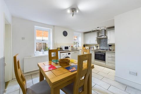 2 bedroom cottage to rent, Westminster Road, Malvern