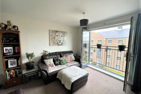 2 bedroom flat for sale, Heritage Way, Hampshire PO12