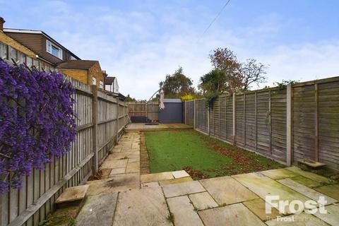 2 bedroom terraced house for sale, Bear Road, Feltham, TW13