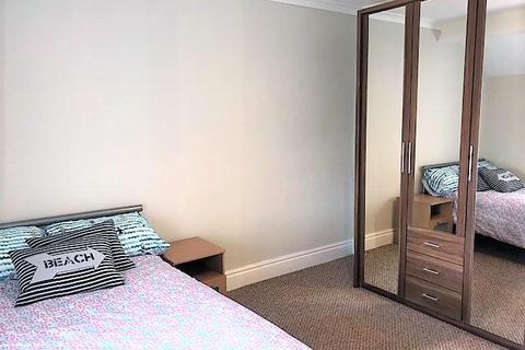 4 bedroom private hall to rent, Vine Street, Lancaster LA1