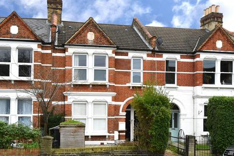 3 bedroom flat for sale, Kilmorie Road, London, SE23 2SP