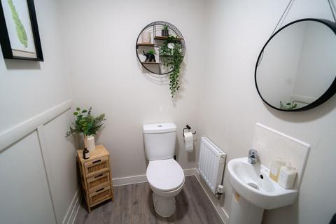 53 Pastures Drive, Tidbury Green, Solihull, B90 1US