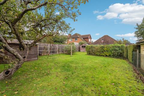 2 bedroom detached bungalow for sale, Latimer Close, Little Chalfont, Buckinghamshire, HP6 6QS