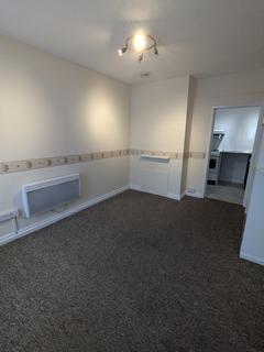 1 bedroom flat to rent, Bournemouth Road, Poole BH14