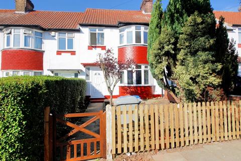 3 bedroom terraced house to rent, London NW9