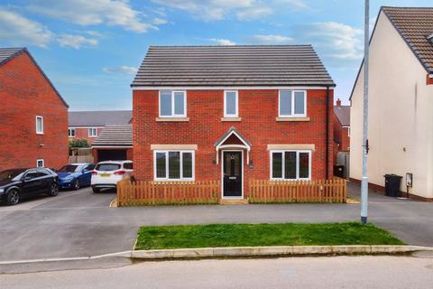 4 bedroom detached house for sale, Magenta Way, Burton Joyce, Nottingham