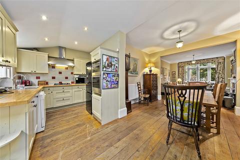 4 bedroom house for sale, Gloucester Road, Kew, Surrey, TW9