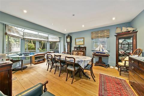 4 bedroom house for sale, Gloucester Road, Kew, Surrey, TW9