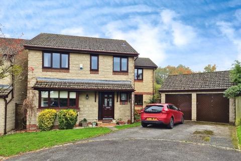 66 Borough Close, Kings Stanley, Stonehouse, GL10 3LJ