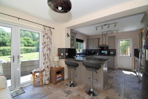 66 Borough Close, Kings Stanley, Stonehouse, GL10 3LJ