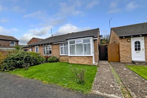 2 bedroom semi-detached bungalow for sale, The Moorings, Littlehampton