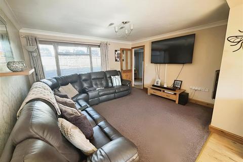 3 bedroom terraced house for sale, Stanley Way, Billy Row, Crook