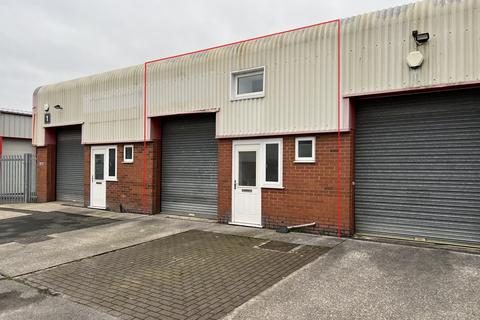 Industrial unit to rent, Unit 2, Hopkins Close, Greenfield Farm Industrial Estate, Congleton, Cheshire, CW12