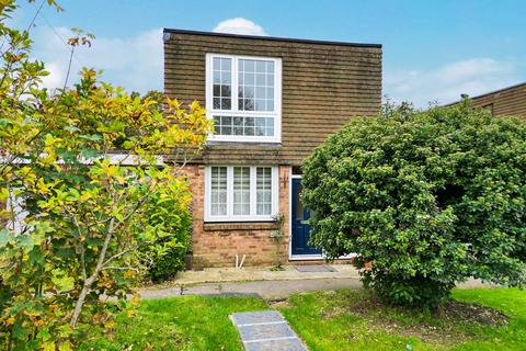 2 bedroom terraced house for sale, Brentwood Road, Herongate, Brentwood, Essex, CM13