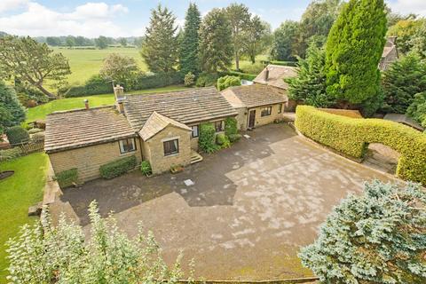 3 bedroom detached bungalow for sale, Otley Road, Burley in Wharfedale LS29