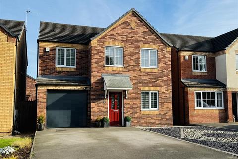 4 bedroom detached house for sale, Morley Gardens, Radcliffe-On-Trent, Nottingham