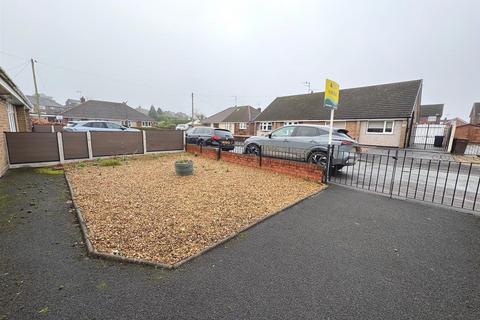6 Park Drive, Werrington, Stoke-on-trent, ST9 0ED