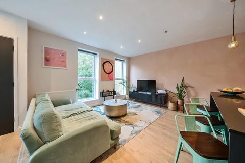 2 bedroom apartment for sale, Nightingale Grove, London