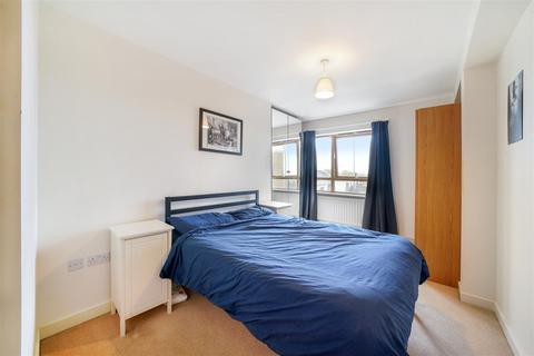 1 bedroom flat to rent, Plough Close, Kensal Green, London