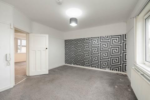 2 bedroom flat for sale, 24 Broombank Terrace, Carrick Knowe, Edinburgh, EH12