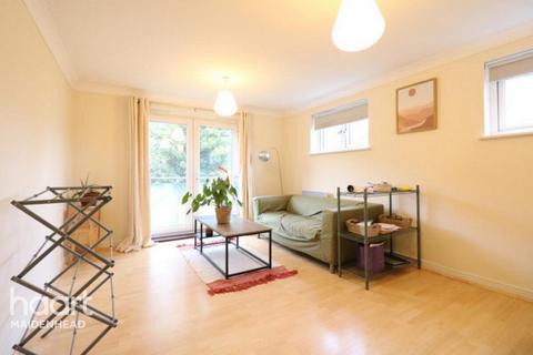 undefined, Coopers Rise, High wycombe