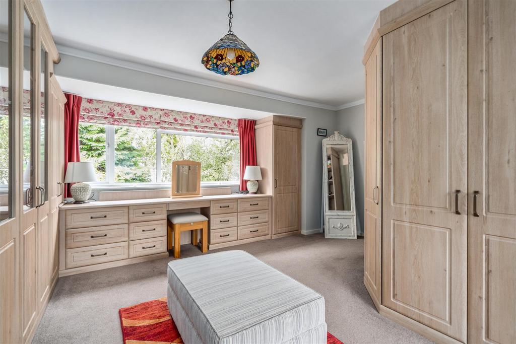 15 Oaken Drive-17 lo.jpg