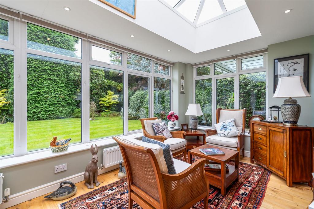 15 Oaken Drive-9 lo.jpg