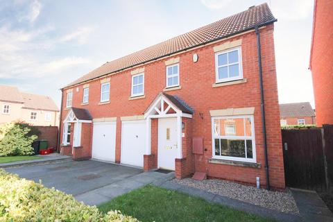 3 bedroom semi-detached house to rent, Dey Croft, Chase Meadow, Warwick