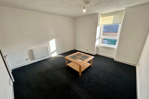 2 bedroom flat to rent, Mains Road, Dundee,