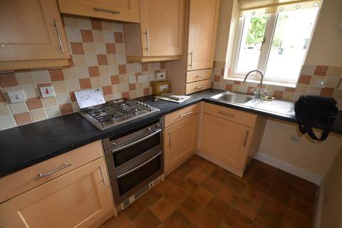 2 bedroom terraced house to rent, Hollyhurst Drive, Wordsley