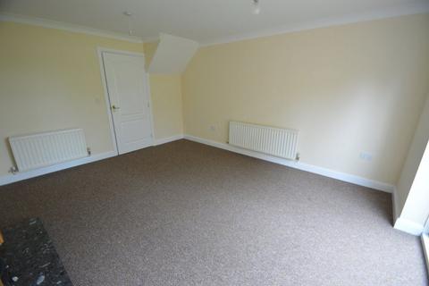 2 bedroom terraced house to rent, Hollyhurst Drive, Wordsley