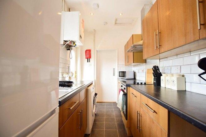 Thornton road st4 2bd 928452