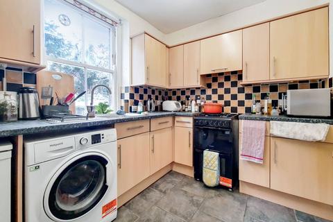 2 bedroom flat to rent, Wickham Road, Brockley, London, SE4