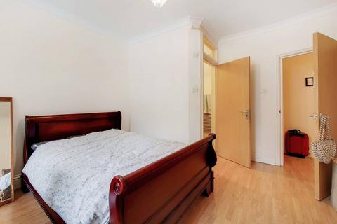 2 bedroom flat to rent, Wickham Road, Brockley, London, SE4