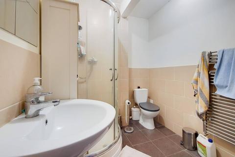 2 bedroom flat to rent, Wickham Road, Brockley, London, SE4