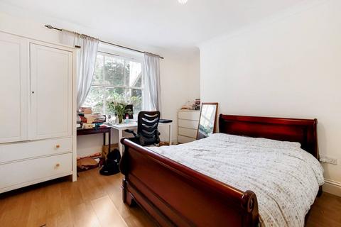 2 bedroom flat to rent, Wickham Road, Brockley, London, SE4