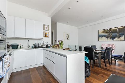 3 bedroom flat for sale, Goldhurst Terrace, London