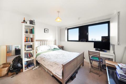 2 bedroom apartment for sale, Ibex House, Maryland E15