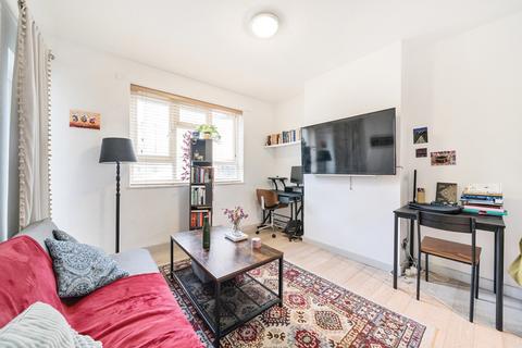 1 bedroom apartment for sale, Henley Close, St. Marychurch Street, London