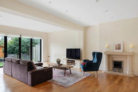 5 bedroom semi-detached house for sale, London W4