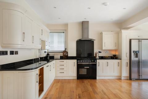 83 Airedale Avenue, Chiswick, London, W4 2NN