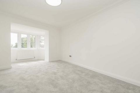 5 bedroom semi-detached house to rent, London, London SW16