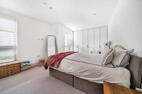 4 bedroom apartment to rent, Arlington Road, London, NW1