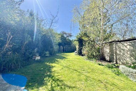 33 Matlock Road, Caversham, Reading, RG4 7BP